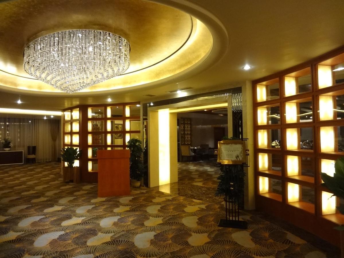 Dork Jumpa Hotel Vientiane Exterior photo